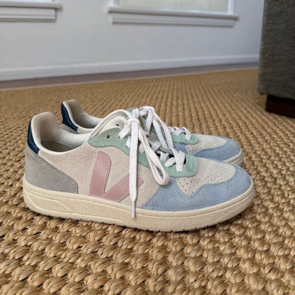 VEJA Multi Color Sneakers - Picture 1 of 4